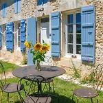 Luxueuse Maison Avec Piscine Holiday home *