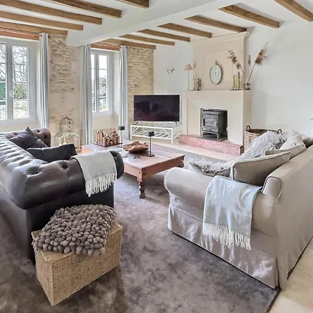 בית נופש Luxueuse Maison Avec Piscine Cravans