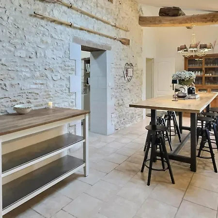 Luxueuse Maison Avec Piscine * Cravans