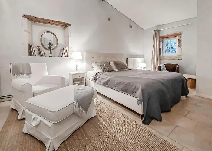 Tatil Evi Luxueuse Maison Avec Piscine Cravans